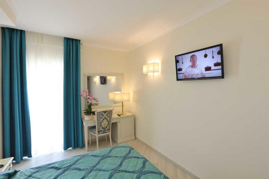 Hotel La Vue D'Or Sorrento Quarto foto