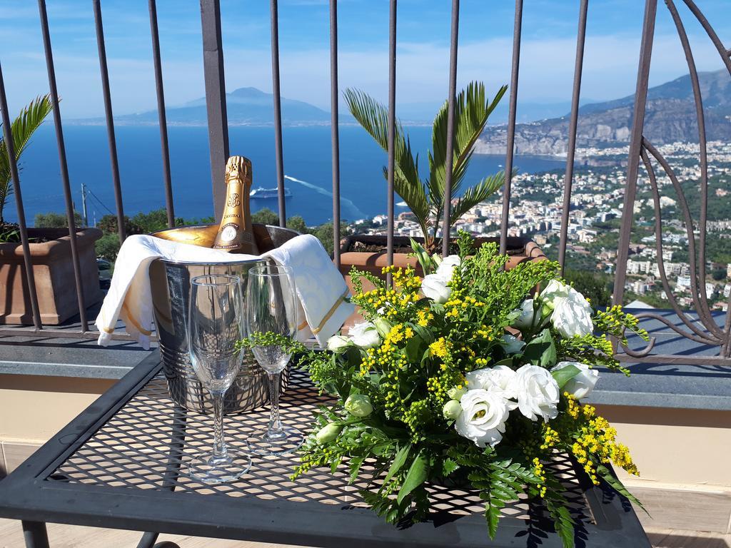 Hotel La Vue D'Or Sorrento Exterior foto