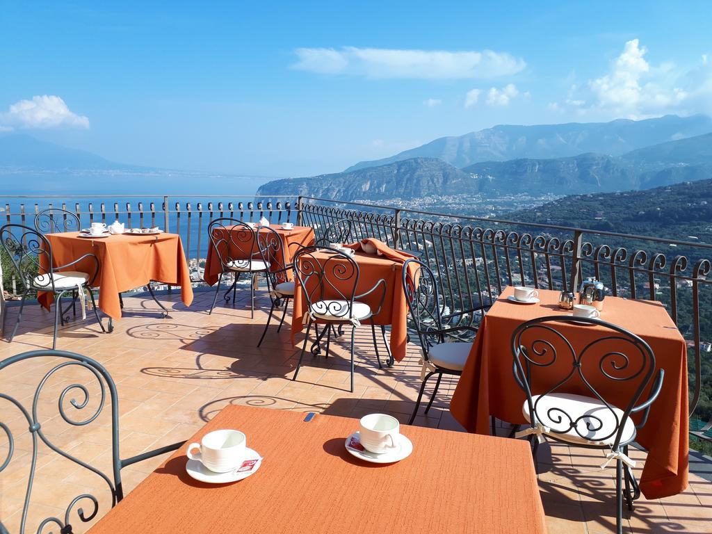 Hotel La Vue D'Or Sorrento Exterior foto