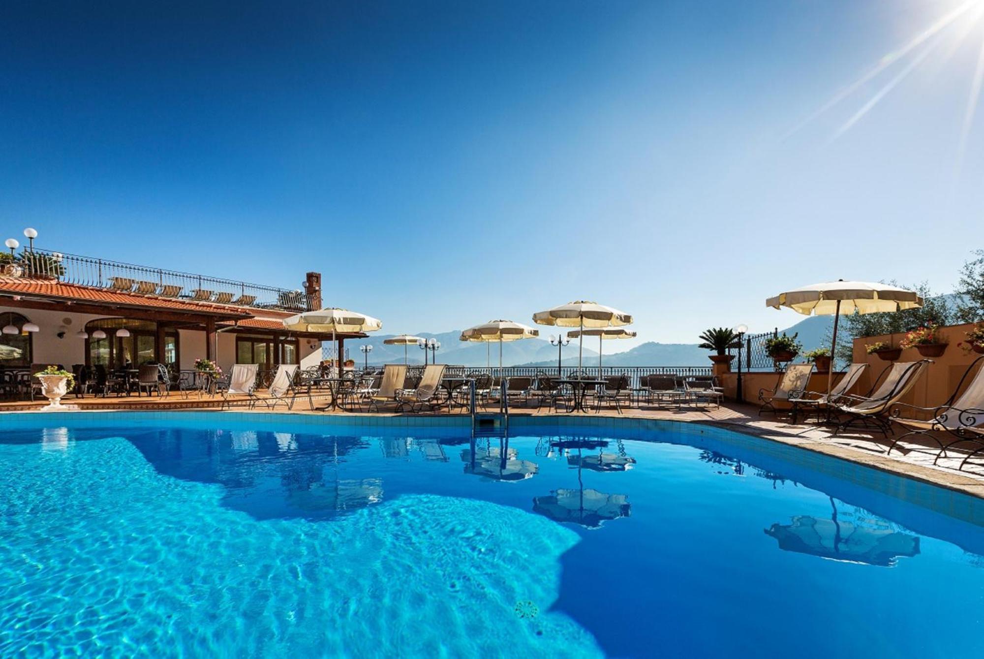 Hotel La Vue D'Or Sorrento Exterior foto